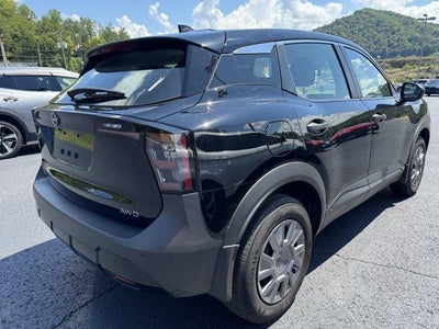 2025 Nissan Kicks S AWD