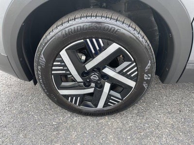 2025 Nissan Kicks SV FWD