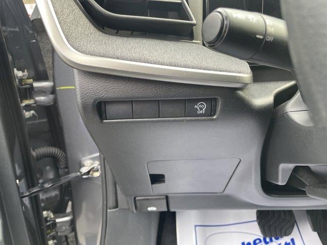 2025 Nissan Kicks SV FWD