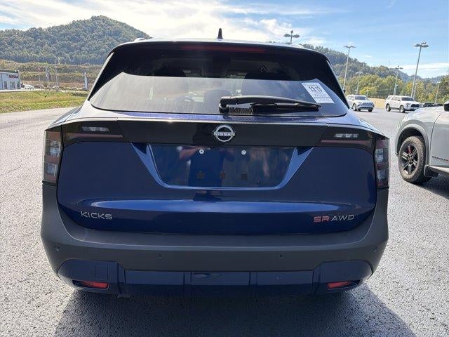 2025 Nissan Kicks SR AWD