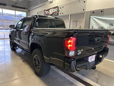 2023 Toyota Tacoma 4WD 4WD SR Double Cab 5' Bed V6 AT (Natl)