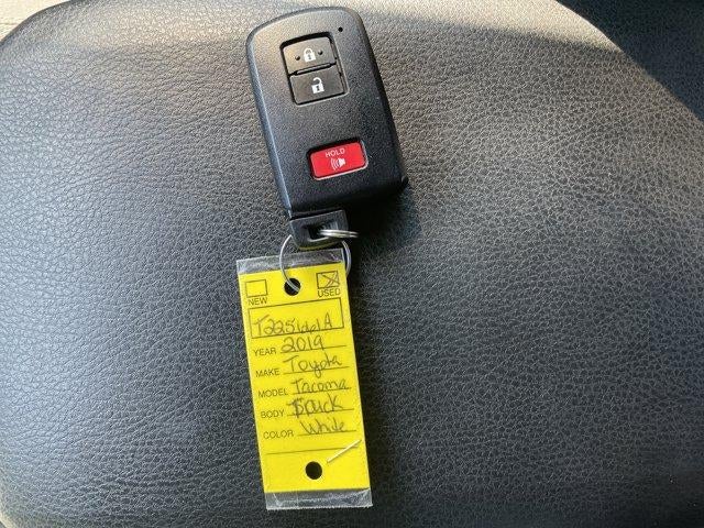 2019 Toyota Tacoma 4WD 4WD TRD Off Road Double Cab 5' Bed V6 AT (Natl)