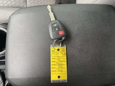 2021 Toyota Tacoma 4WD 4WD SR Double Cab 5' Bed V6 AT (Natl)