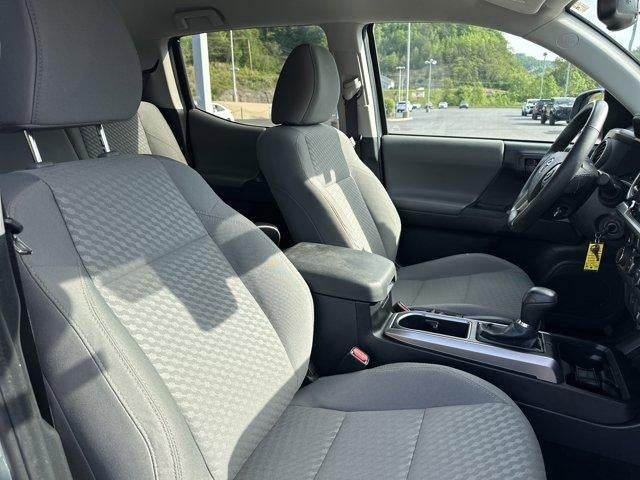 2022 Toyota Tacoma 4WD 4WD SR5 Double Cab 5' Bed V6 AT (Natl)