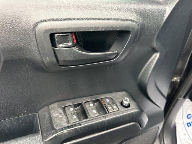 2018 Toyota Tacoma SR Double Cab 5' Bed V6 4x4 AT (Natl)