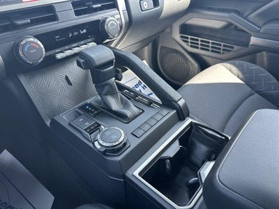 2026 Toyota Tacoma 4WD 4WD SR5 Double Cab 5' Bed AT (Natl)