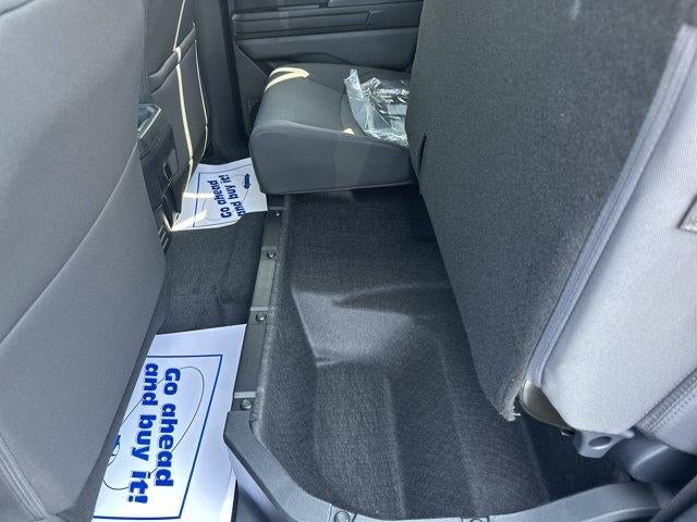 2026 Toyota Tacoma 4WD 4WD SR5 Double Cab 5' Bed AT (Natl)