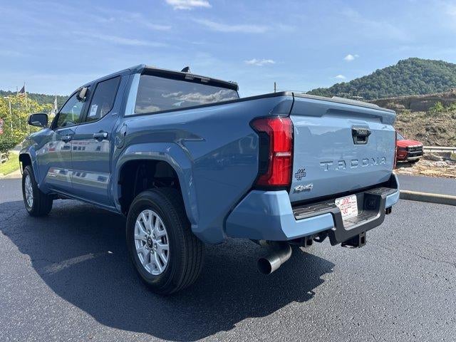 2026 Toyota Tacoma 4WD 4WD SR5 Double Cab 5' Bed AT (Natl)