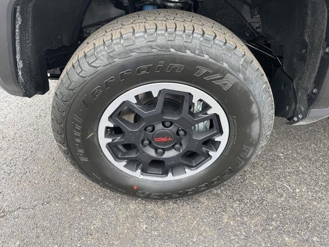 2026 Toyota Tacoma 4WD 4WD TRD Off Road Double Cab 5' Bed AT (Natl)