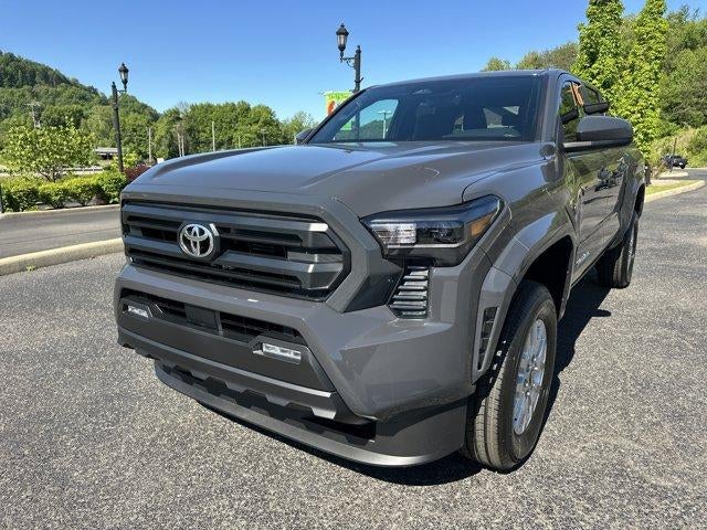 2026 Toyota Tacoma 4WD 4WD SR5 Double Cab 5' Bed AT (Natl)