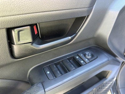 2026 Toyota Tacoma 4WD 4WD SR5 Double Cab 5' Bed AT (Natl)
