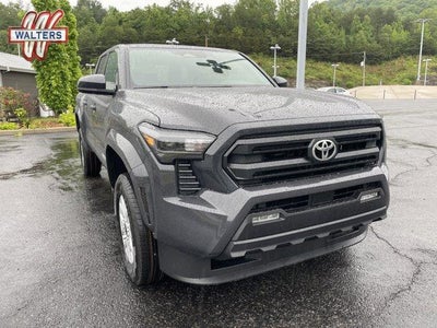 2026 Toyota Tacoma 4WD 4WD SR5 Double Cab 5' Bed AT (Natl)