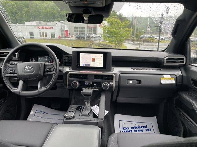 2026 Toyota Tacoma 4WD 4WD SR5 Double Cab 5' Bed AT (Natl)