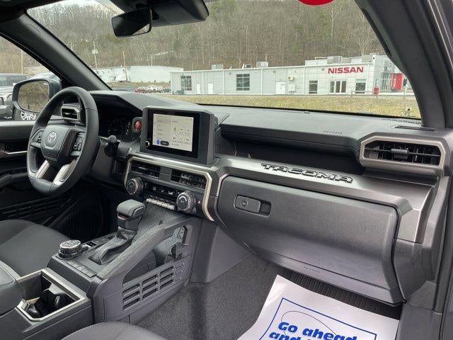 2025 Toyota Tacoma 4WD 4WD TRD Off Road Double Cab 5' Bed AT (Natl)