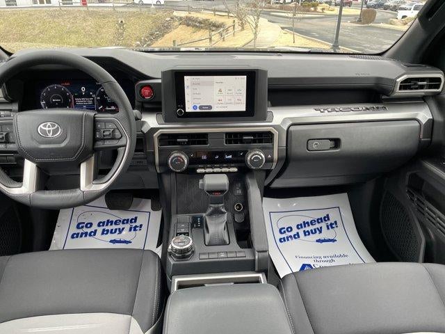 2025 Toyota Tacoma 4WD 4WD TRD Off Road Double Cab 5' Bed AT (Natl)