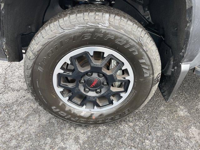 2025 Toyota Tacoma 4WD 4WD TRD Off Road Double Cab 5' Bed AT (Natl)