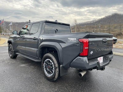 2025 Toyota Tacoma 4WD 4WD TRD Off Road Double Cab 5' Bed AT (Natl)
