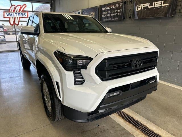 2026 Toyota Tacoma 4WD 4WD SR5 Double Cab 5' Bed AT (Natl)