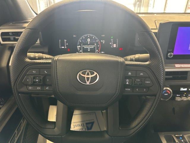 2026 Toyota Tacoma 4WD 4WD SR5 Double Cab 5' Bed AT (Natl)