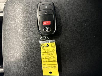 2026 Toyota Tacoma 4WD 4WD SR5 Double Cab 5' Bed AT (Natl)