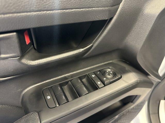 2026 Toyota Tacoma 4WD 4WD SR5 Double Cab 5' Bed AT (Natl)