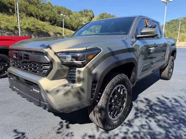 2026 Toyota Tacoma 4WD 4WD TRD Off Road Double Cab 5' Bed AT (Natl)