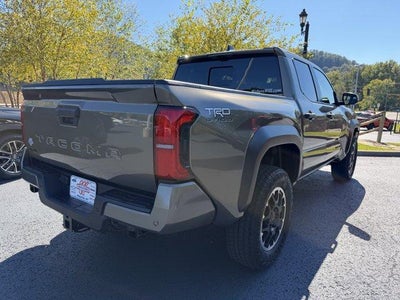 2026 Toyota Tacoma 4WD 4WD TRD Off Road Double Cab 5' Bed AT (Natl)
