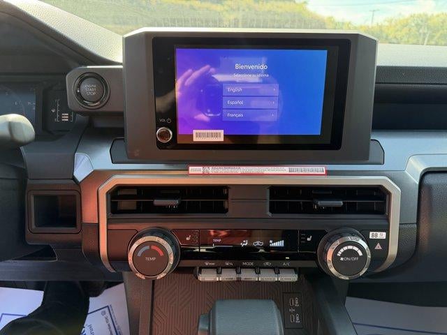 2026 Toyota Tacoma 4WD 4WD SR5 Double Cab 5' Bed AT (Natl)