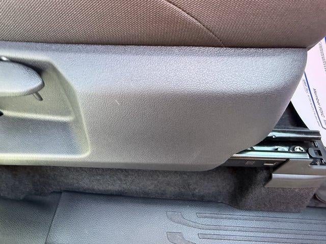 2026 Toyota Tacoma 4WD 4WD SR5 Double Cab 5' Bed AT (Natl)