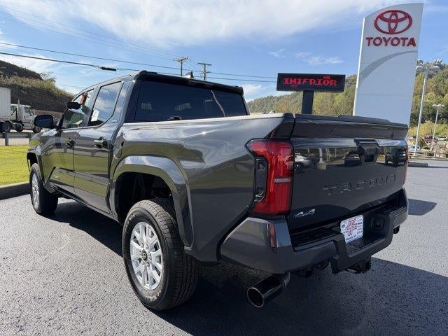 2026 Toyota Tacoma 4WD 4WD SR5 Double Cab 5' Bed AT (Natl)