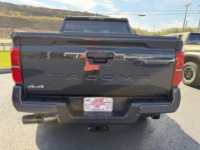 2026 Toyota Tacoma 4WD 4WD SR5 Double Cab 5' Bed AT (Natl)