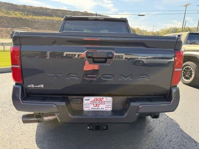 2026 Toyota Tacoma 4WD 4WD SR5 Double Cab 5' Bed AT (Natl)