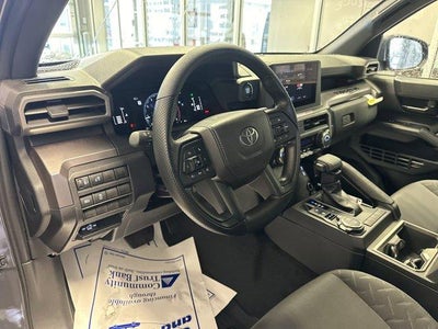 2026 Toyota Tacoma 4WD 4WD SR5 Double Cab 5' Bed AT (Natl)
