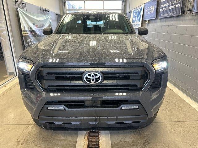 2026 Toyota Tacoma 4WD 4WD SR5 Double Cab 5' Bed AT (Natl)