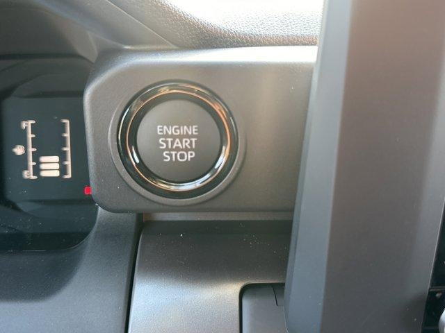 2026 Toyota Tacoma 4WD 4WD SR5 Double Cab 5' Bed AT (Natl)