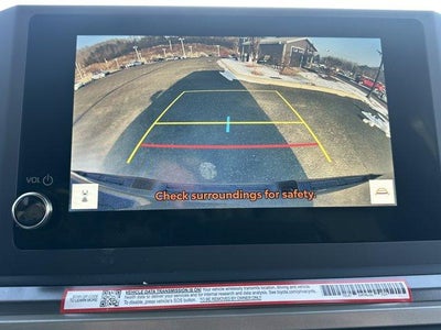 2026 Toyota Tacoma 4WD 4WD SR5 Double Cab 5' Bed AT (Natl)