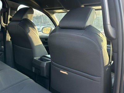 2026 Toyota Tacoma 4WD 4WD SR5 Double Cab 5' Bed AT (Natl)