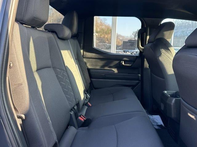 2026 Toyota Tacoma 4WD 4WD SR5 Double Cab 5' Bed AT (Natl)