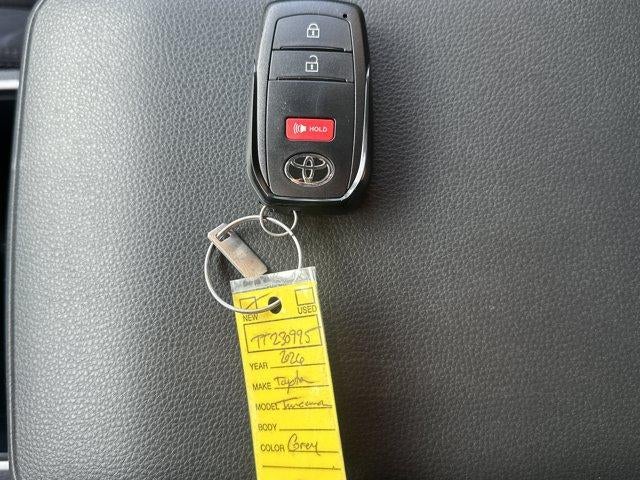 2026 Toyota Tacoma 4WD 4WD SR5 Double Cab 5' Bed AT (Natl)