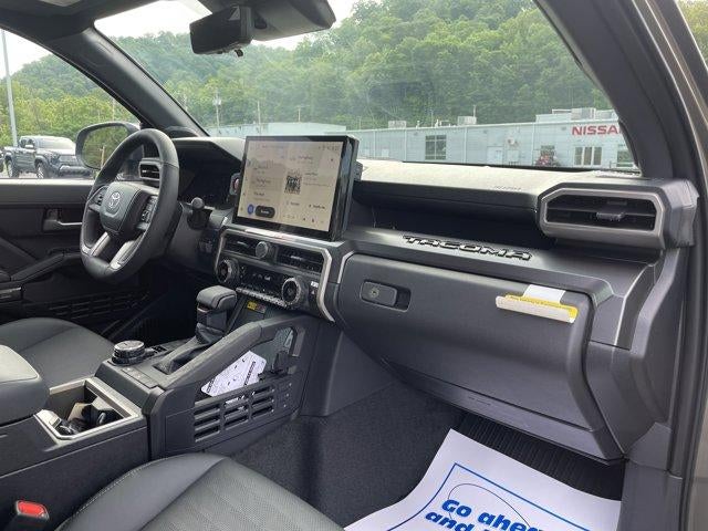 2026 Toyota Tacoma 4WD 4WD TRD Off Road Double Cab 5' Bed AT (Natl)