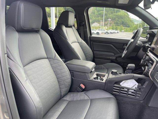 2026 Toyota Tacoma 4WD 4WD TRD Off Road Double Cab 5' Bed AT (Natl)