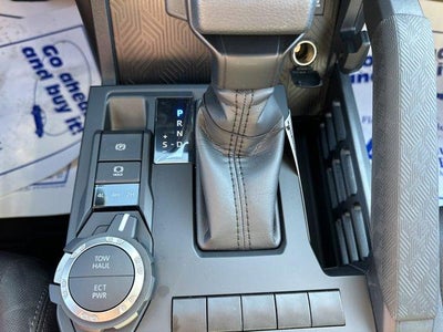 2026 Toyota Tacoma 4WD 4WD SR5 Double Cab 5' Bed AT (Natl)