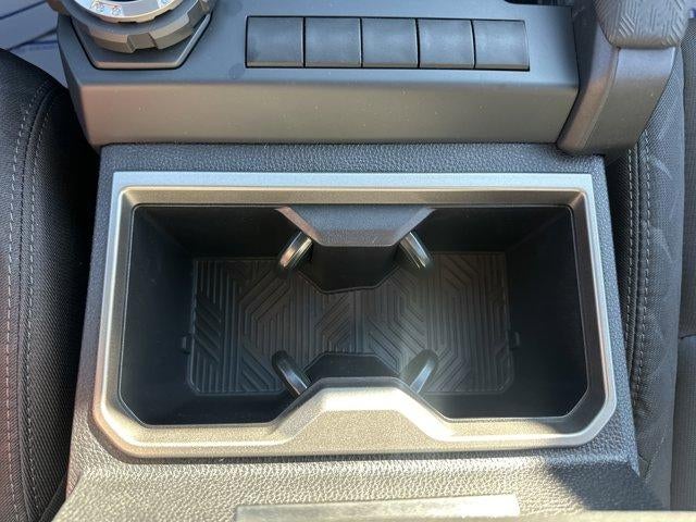 2026 Toyota Tacoma 4WD 4WD SR5 Double Cab 5' Bed AT (Natl)