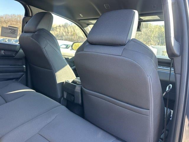 2026 Toyota Tacoma 4WD 4WD SR5 Double Cab 5' Bed AT (Natl)