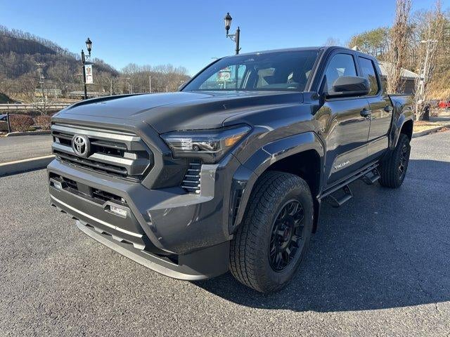 2026 Toyota Tacoma 4WD 4WD SR5 Double Cab 5' Bed AT (Natl)