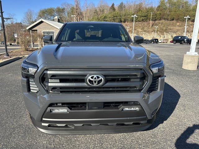 2026 Toyota Tacoma 4WD 4WD SR5 Double Cab 5' Bed AT (Natl)