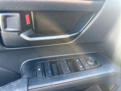 2026 Toyota Tacoma 4WD 4WD SR5 Double Cab 5' Bed AT (Natl)