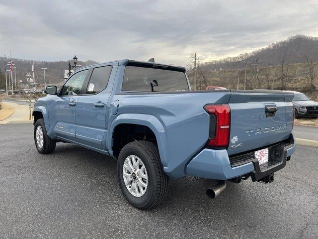 2026 Toyota Tacoma 4WD 4WD SR5 Double Cab 5' Bed AT (Natl)