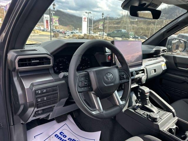 2026 Toyota Tacoma 4WD 4WD TRD Off Road Double Cab 5' Bed AT (Natl)