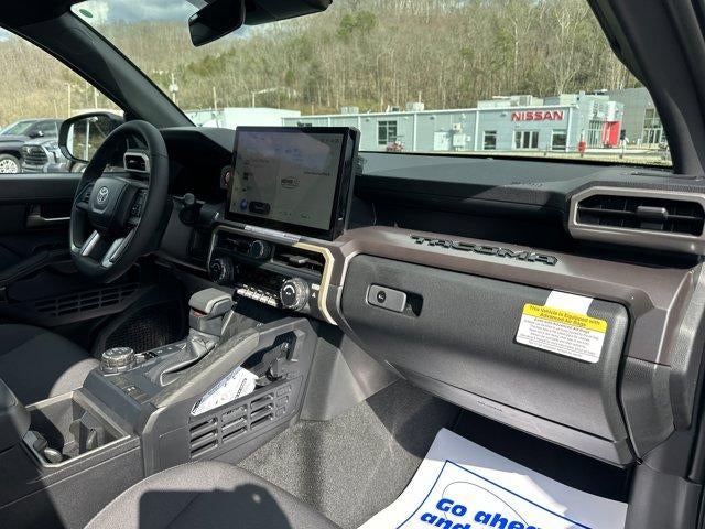 2026 Toyota Tacoma 4WD 4WD TRD Off Road Double Cab 5' Bed AT (Natl)